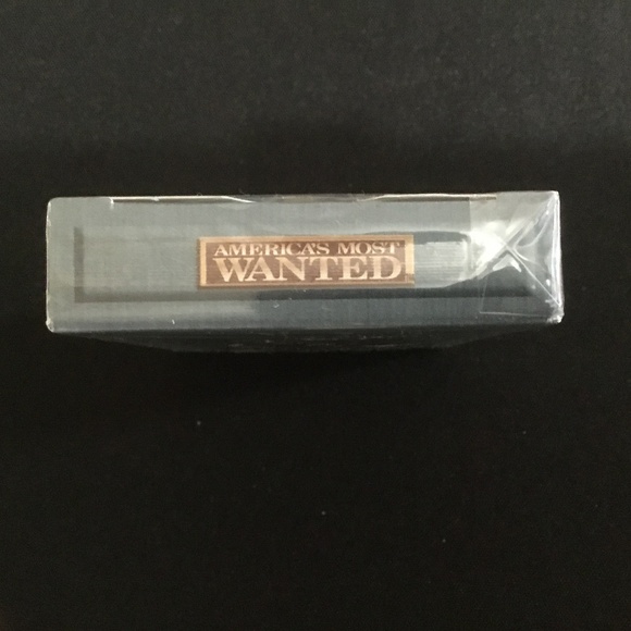 America’s Most Wanted Playing Cards (Fugitive’s on each card) John Walsh Card - Picture 4 of 5